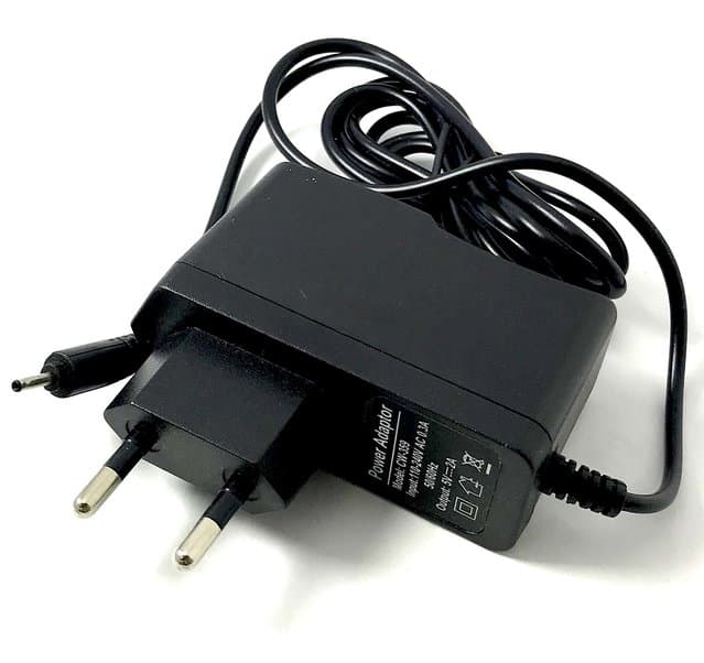 Зарядное устройство планшета 5V.2A \ 2.0 mm (Nokia)