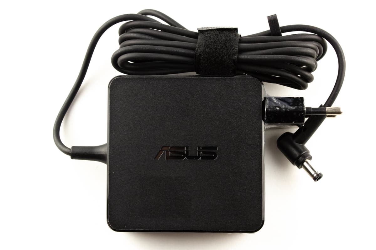 Блок питания Asus 19V 3.42A 65W 5.5x2.5 Orig квадрат